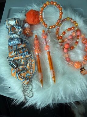 Orange Beaded Kids Bracelet & Pen Set - Unbranded